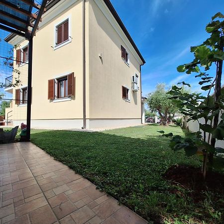 Apartmani Berber Babici Exterior foto